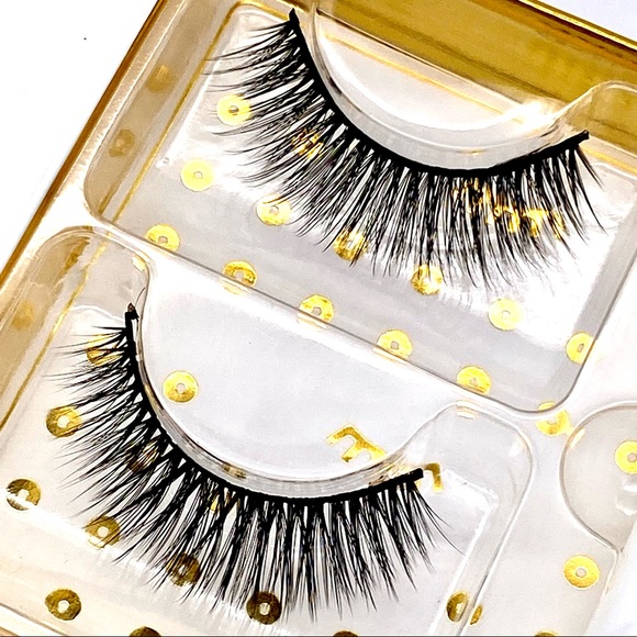 NIB Battington Monroe 3D Silk Lashes + Glue Kit - Picture 8 of 11